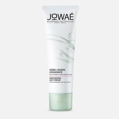 Moisturizing Light Cream
