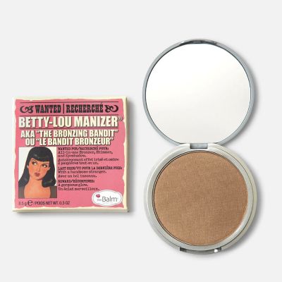 Betty-Lou Manizer Bronzer