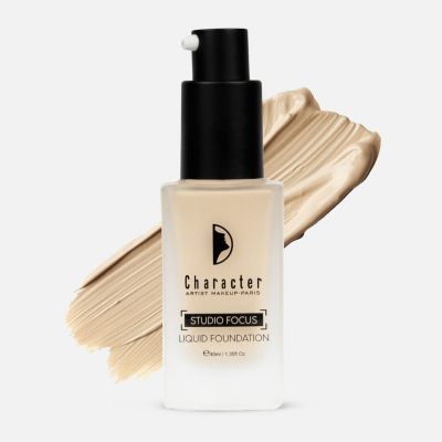 Studio Focus Liquid Foundation