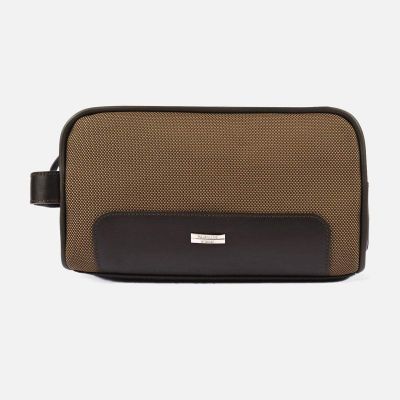 Cuero Single Zip Travel Toiletry