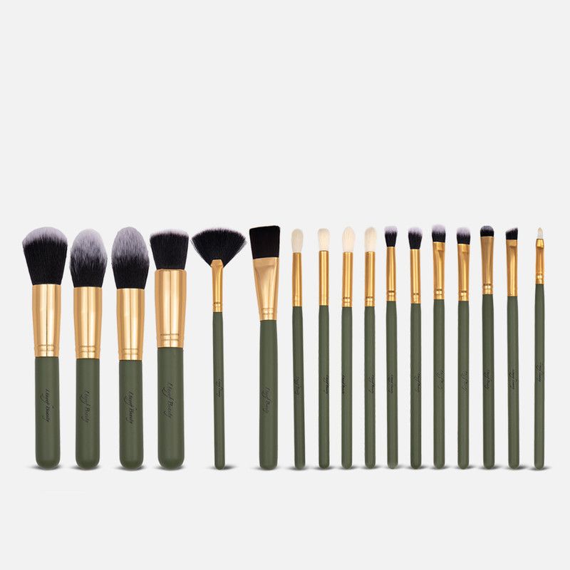 Makeup Pouch With 17 Brushes - Cream