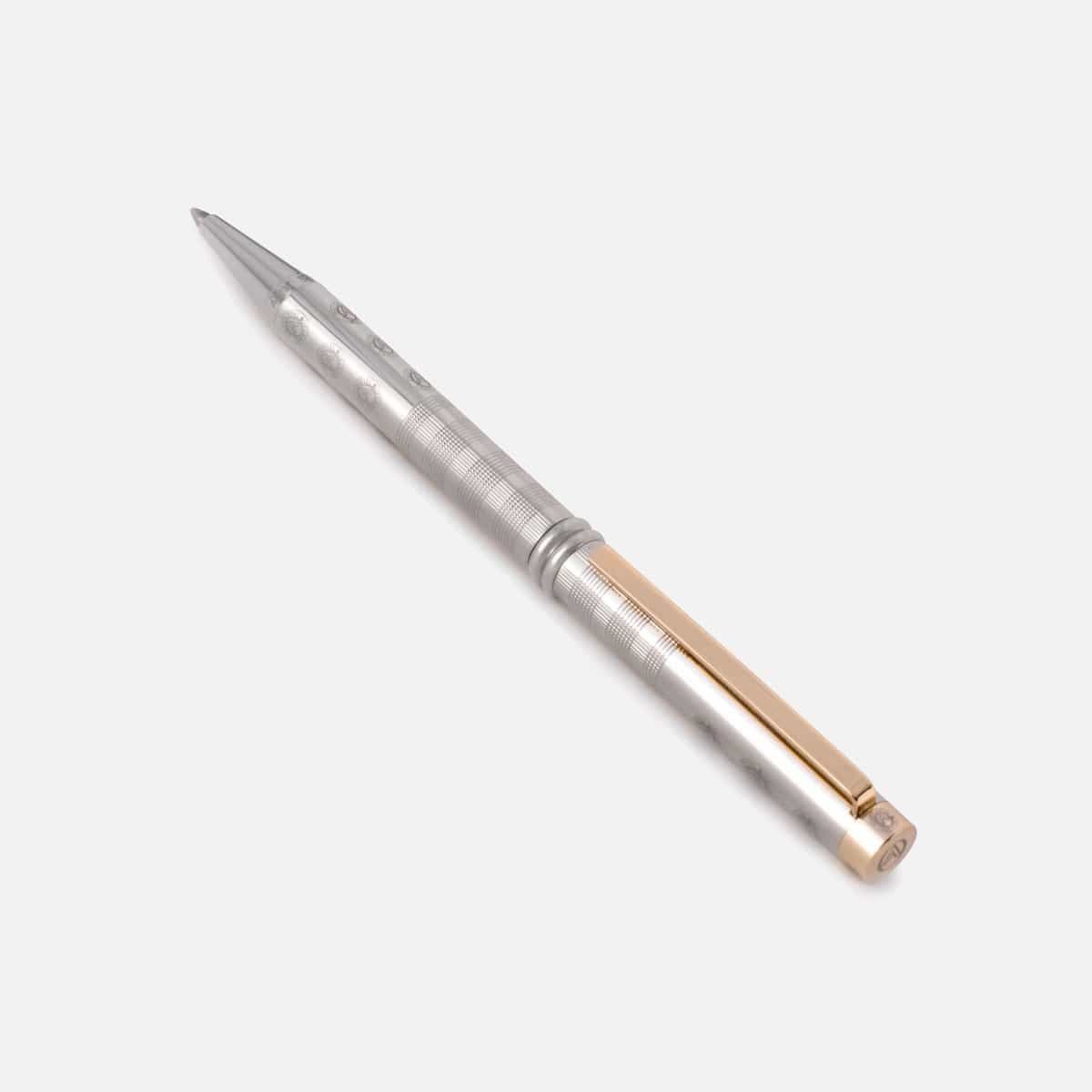 Pen - PVNCRT