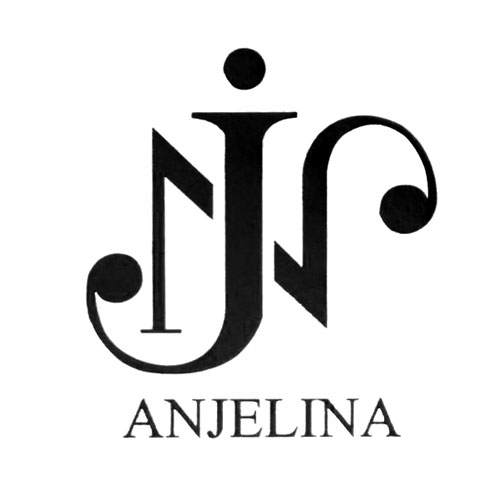 Anjelina Jolie